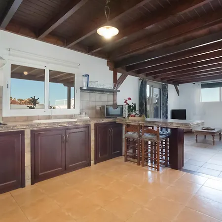 Almar Villa Tinajo Exterior photo